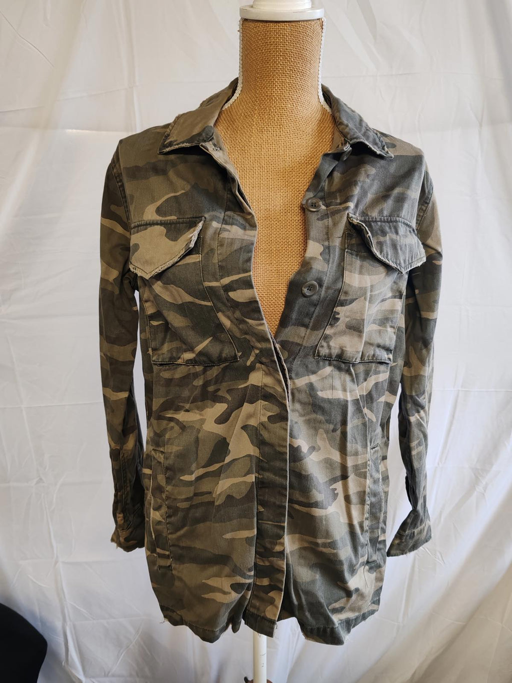 Topshop | UK 8 | Camouflage Distressed Jacket | Cotton