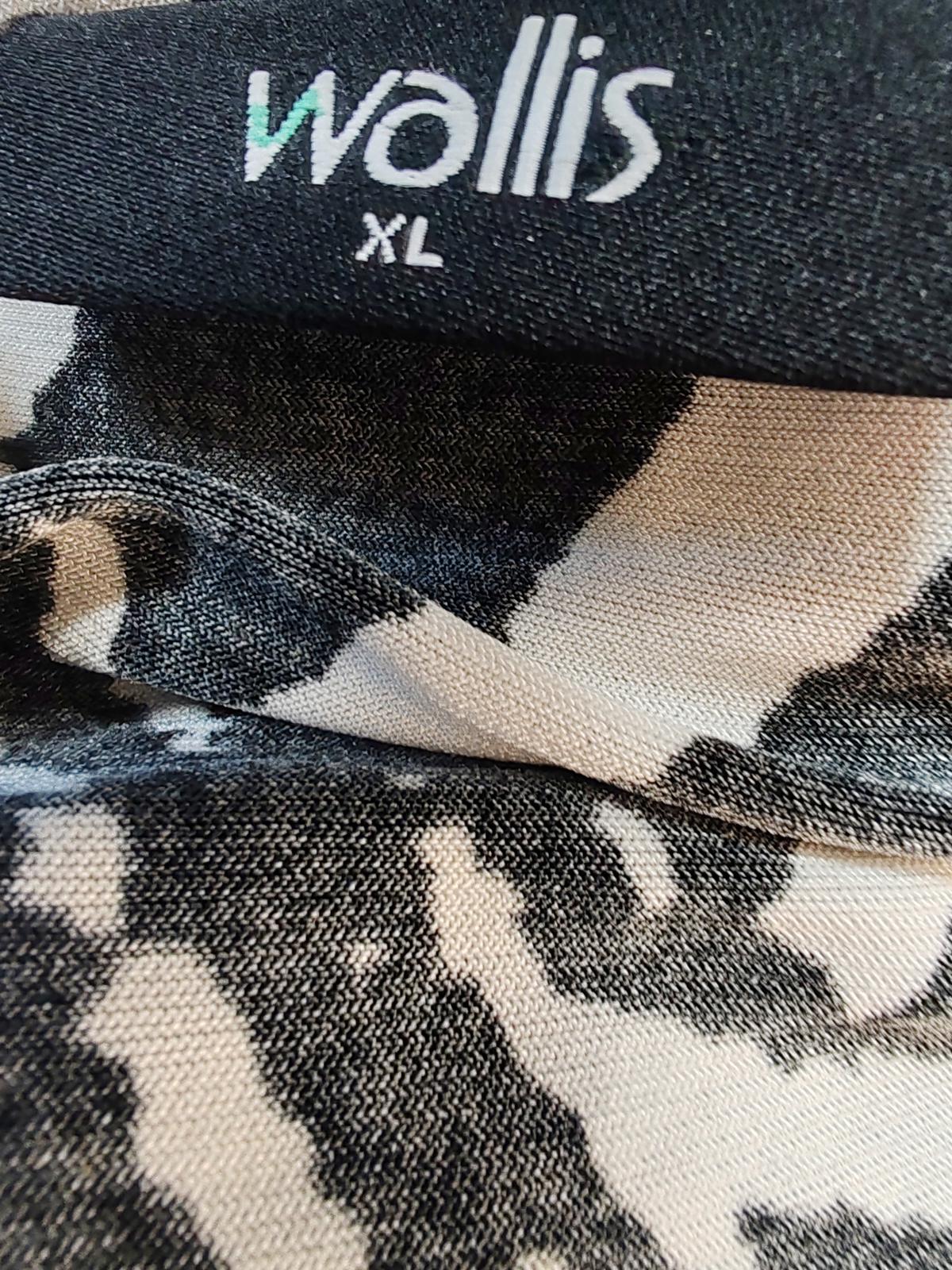 Wallis | XL | Zebra Print Top | Polyester