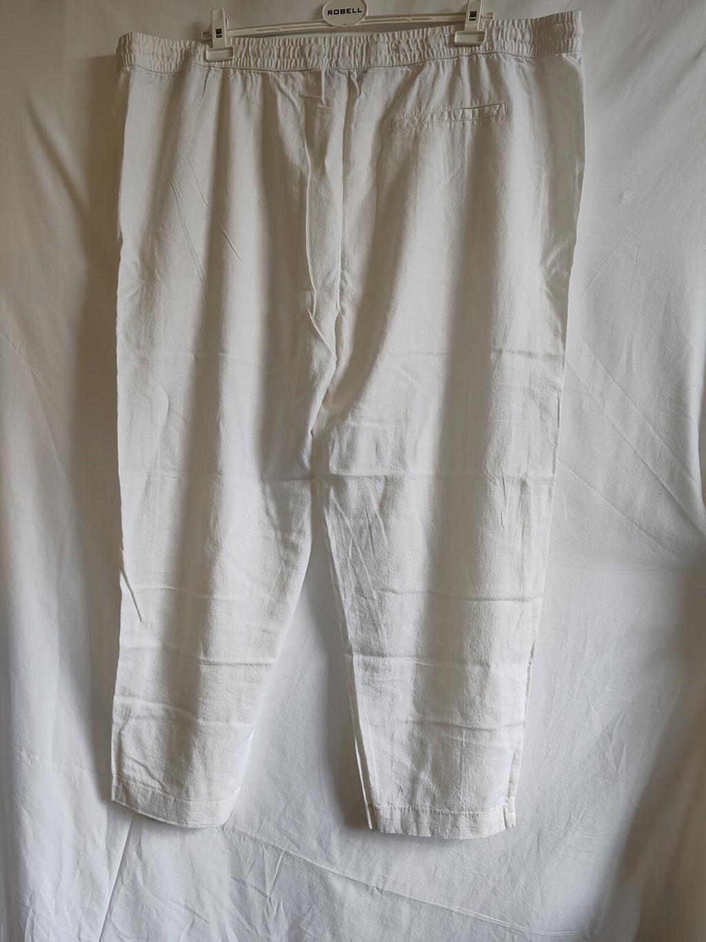 Yours | UK 26-28 | Chic white trousers | Linen