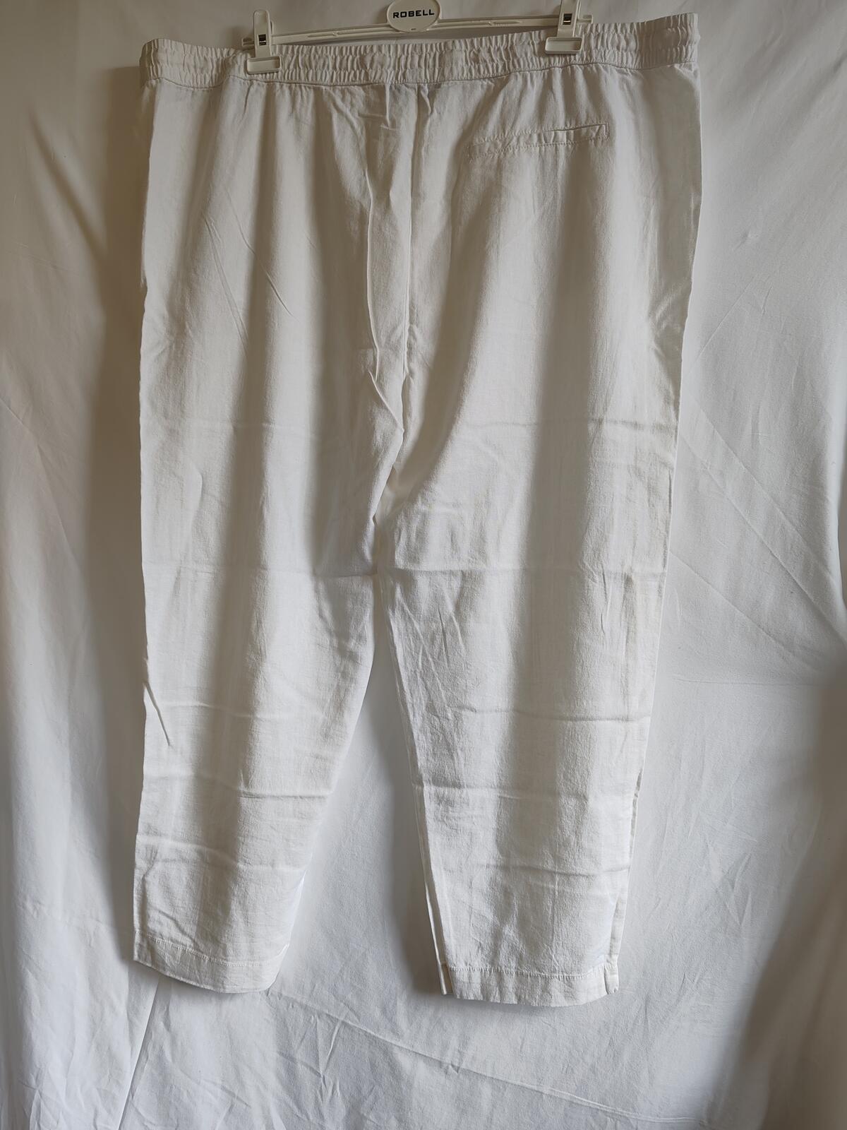 Yours | UK 26-28 | Chic white trousers | Linen