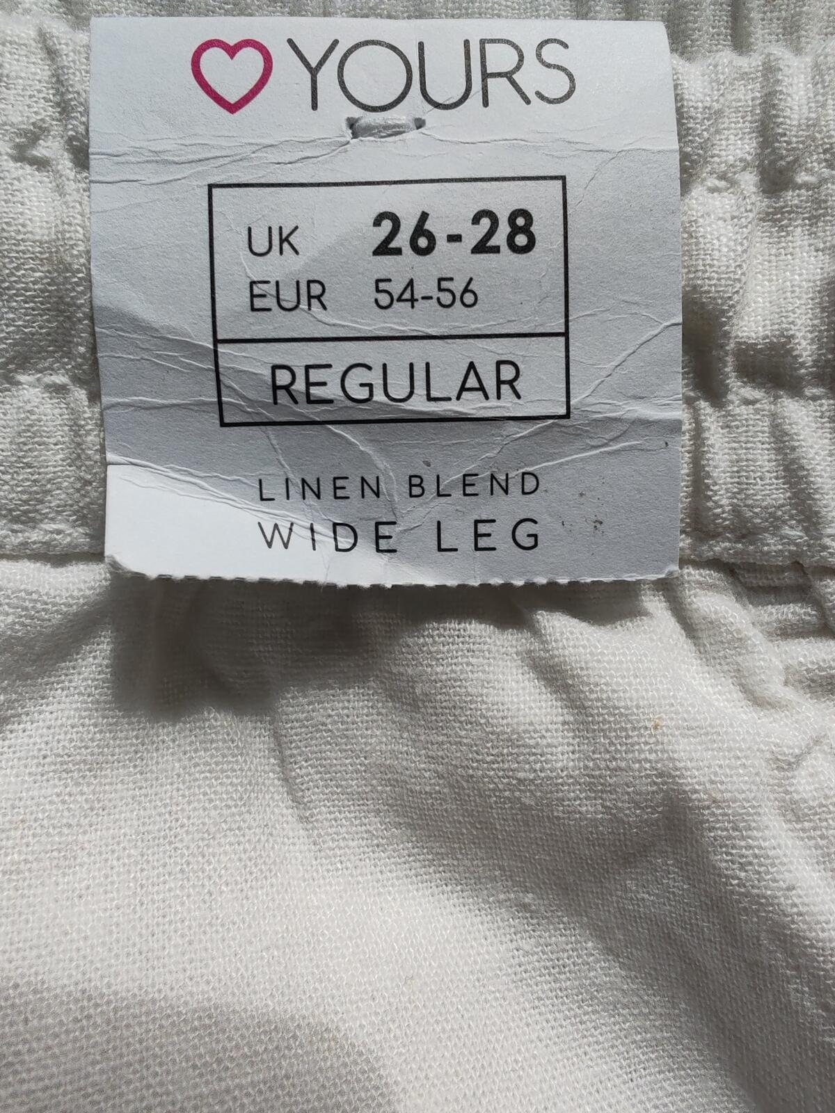 Yours | UK 26-28 | Chic white trousers | Linen