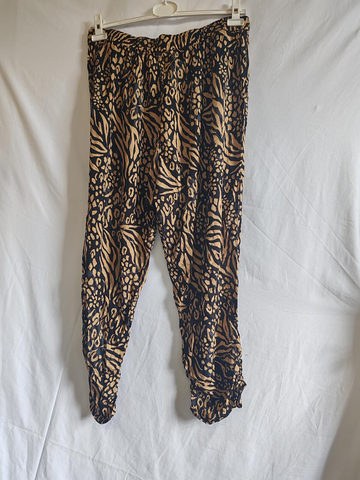 TU | UK 16 | Animal Print Trousers | Viscose