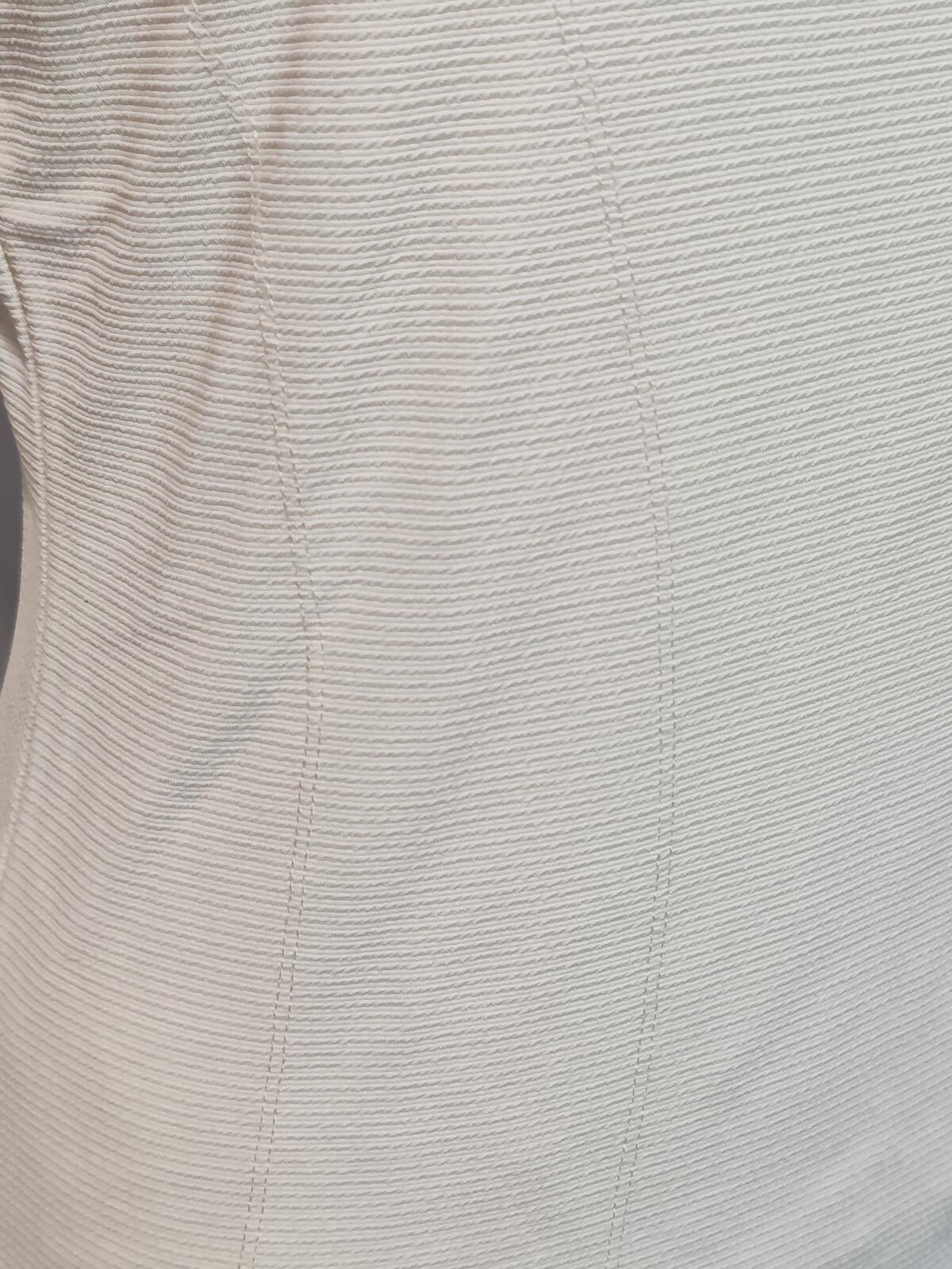 Planet | M | Cream T-shirt