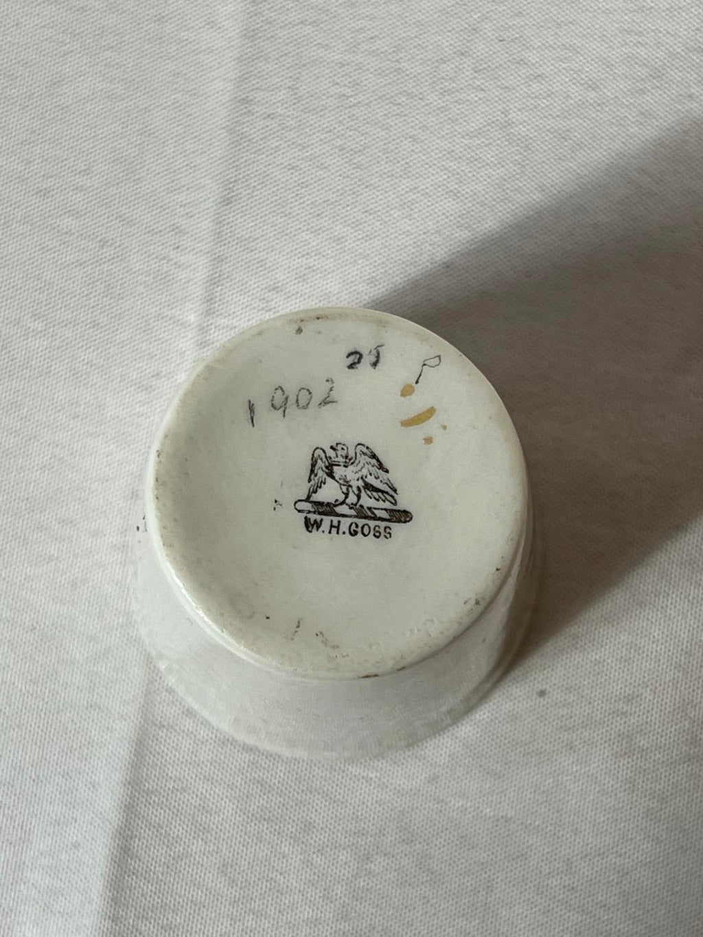 Coat of arms of King Edward Vintage Collectible Goss Vase | 1902