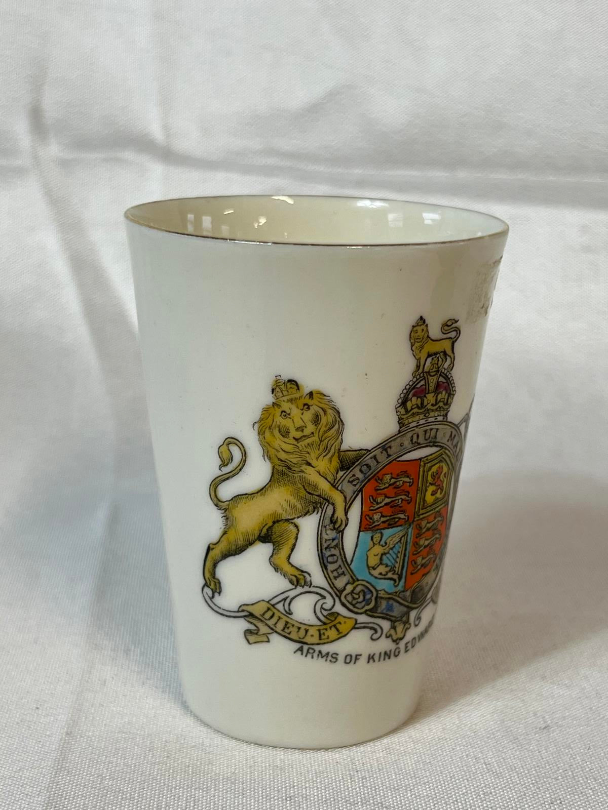 Coat of arms of King Edward Vintage Collectible Goss Vase | 1902
