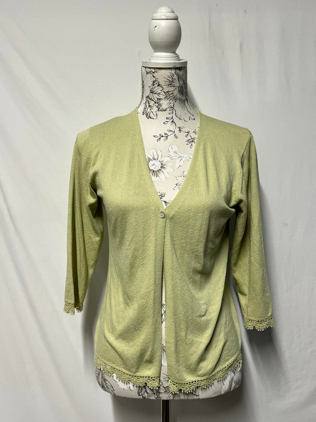 Minuet | Light Green Cardigan | Size 10