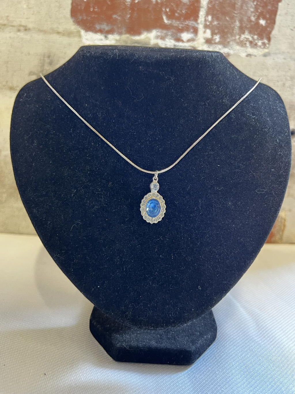 Drop Pendant | Sapphire and Diamond Like | Silver Chain