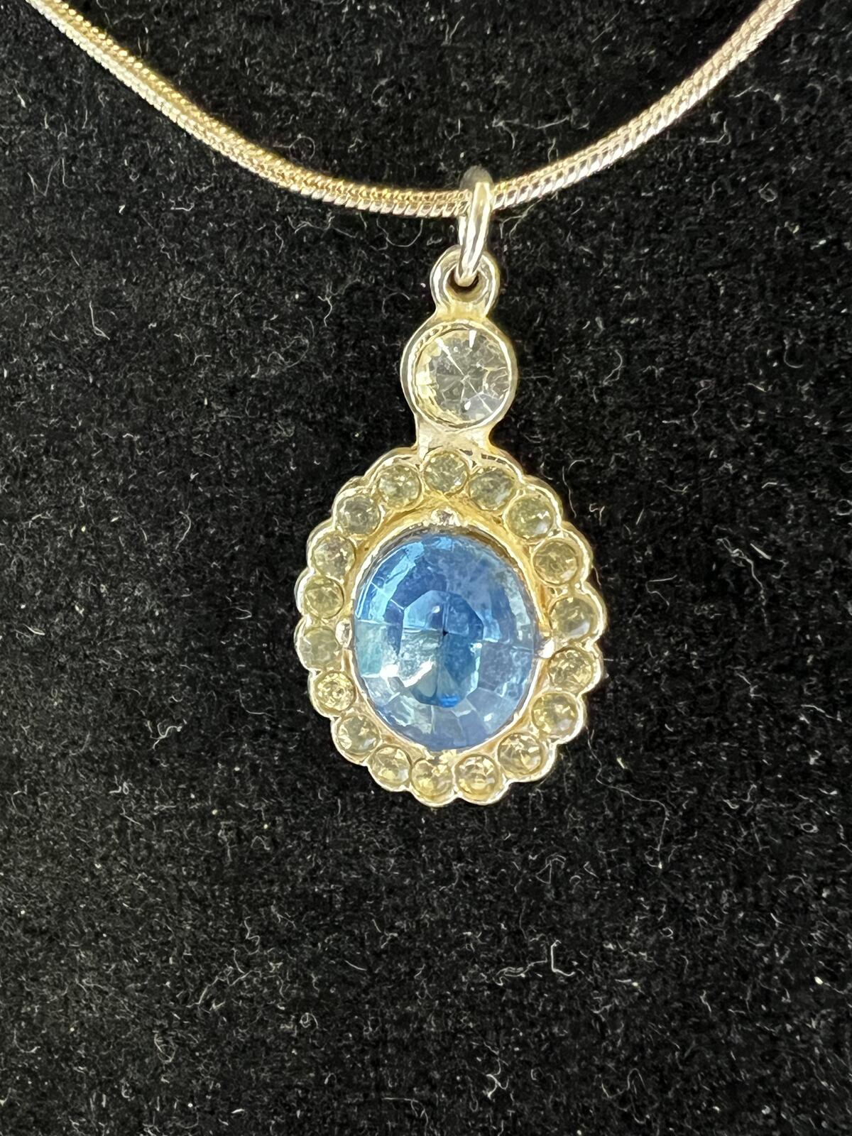 Drop Pendant | Sapphire and Diamond Like | Silver Chain