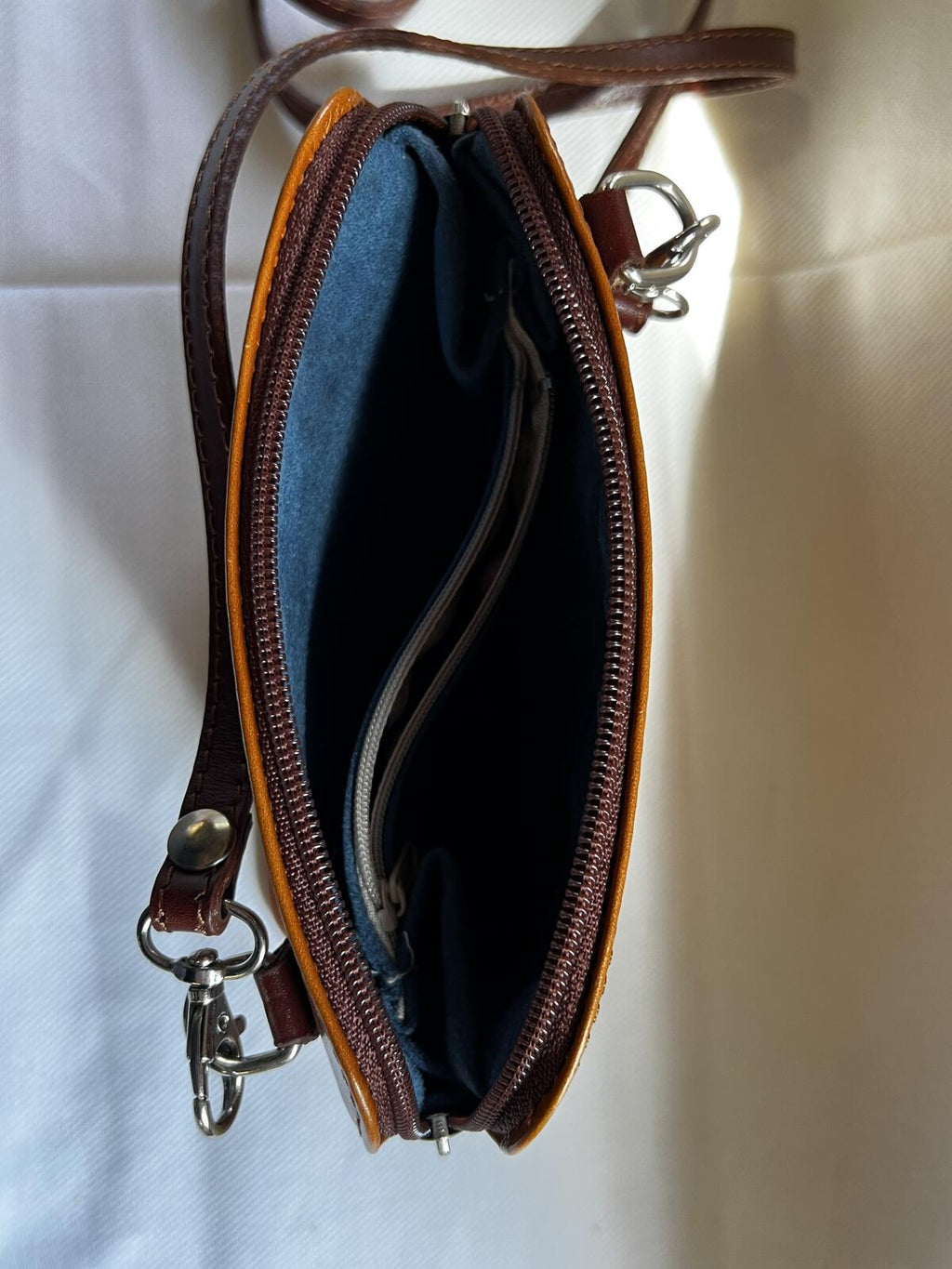 Vera Pelle Tan Leather Shoulderbag