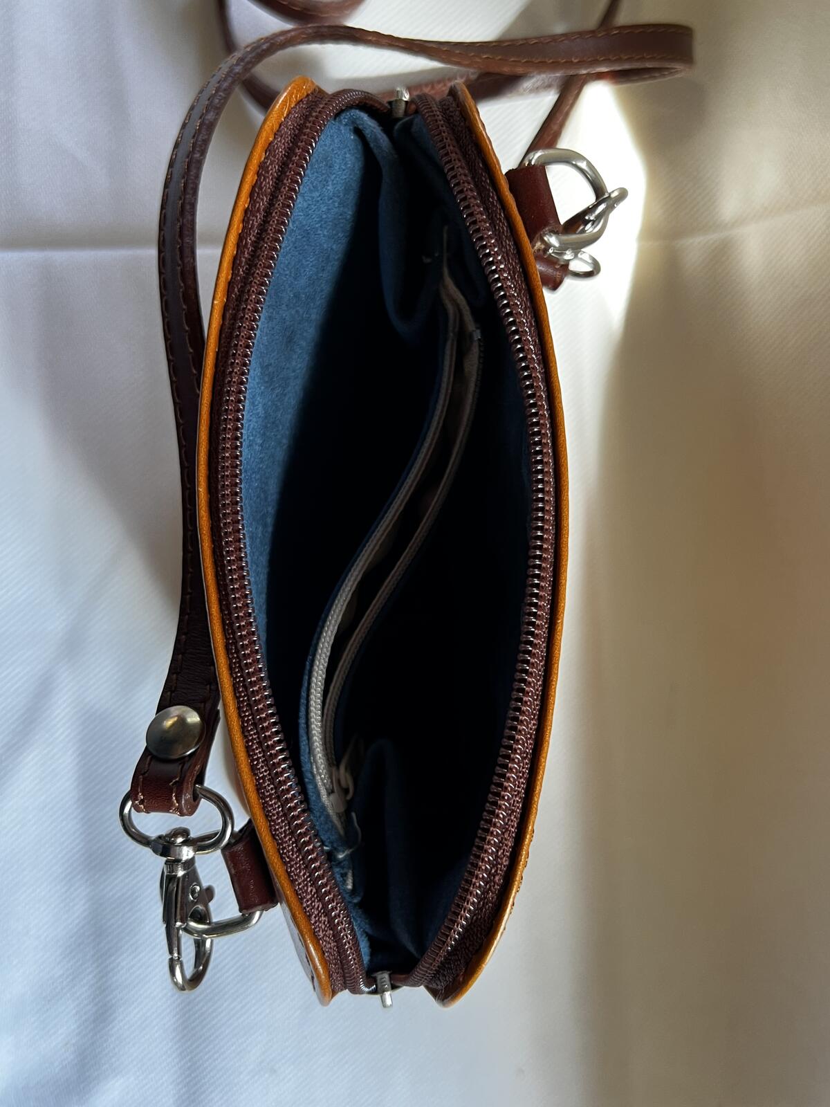 Vera Pelle Tan Leather Shoulderbag