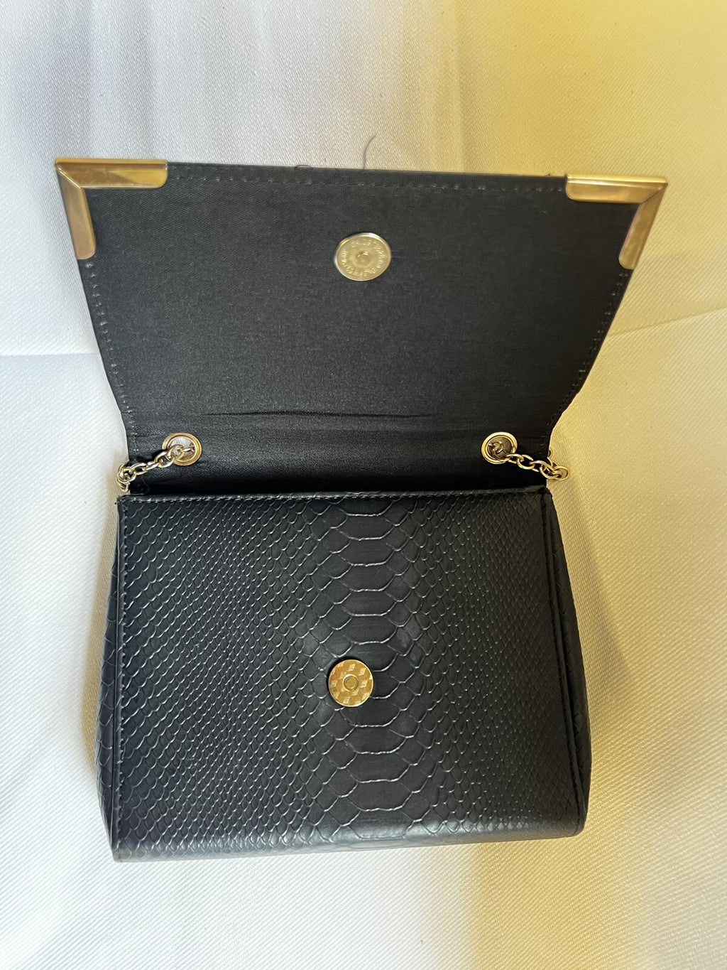 Vintage New Look Blue Snakeprint Crossbody bag with Chain