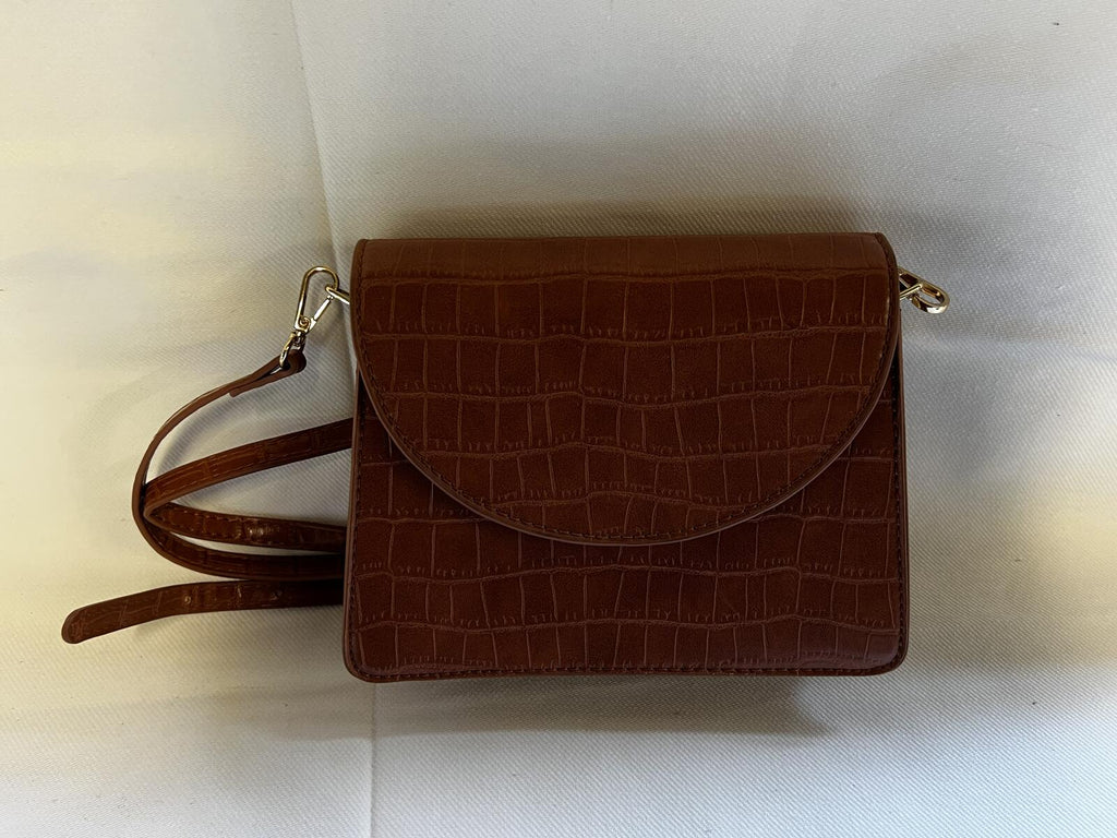 Tan Women's Leather Shoulderbag With Crocodile Skin Pattern