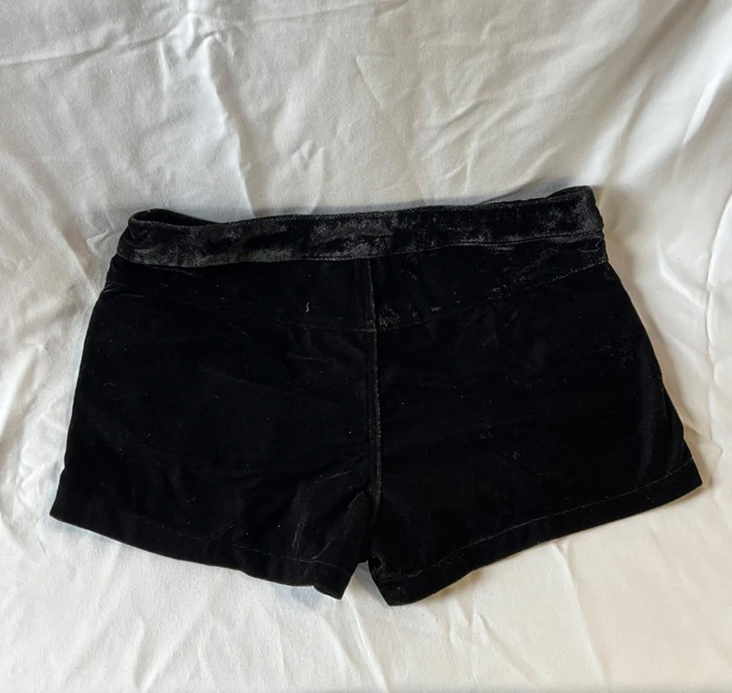 Cherry Koko | M | Black Mini Shorts