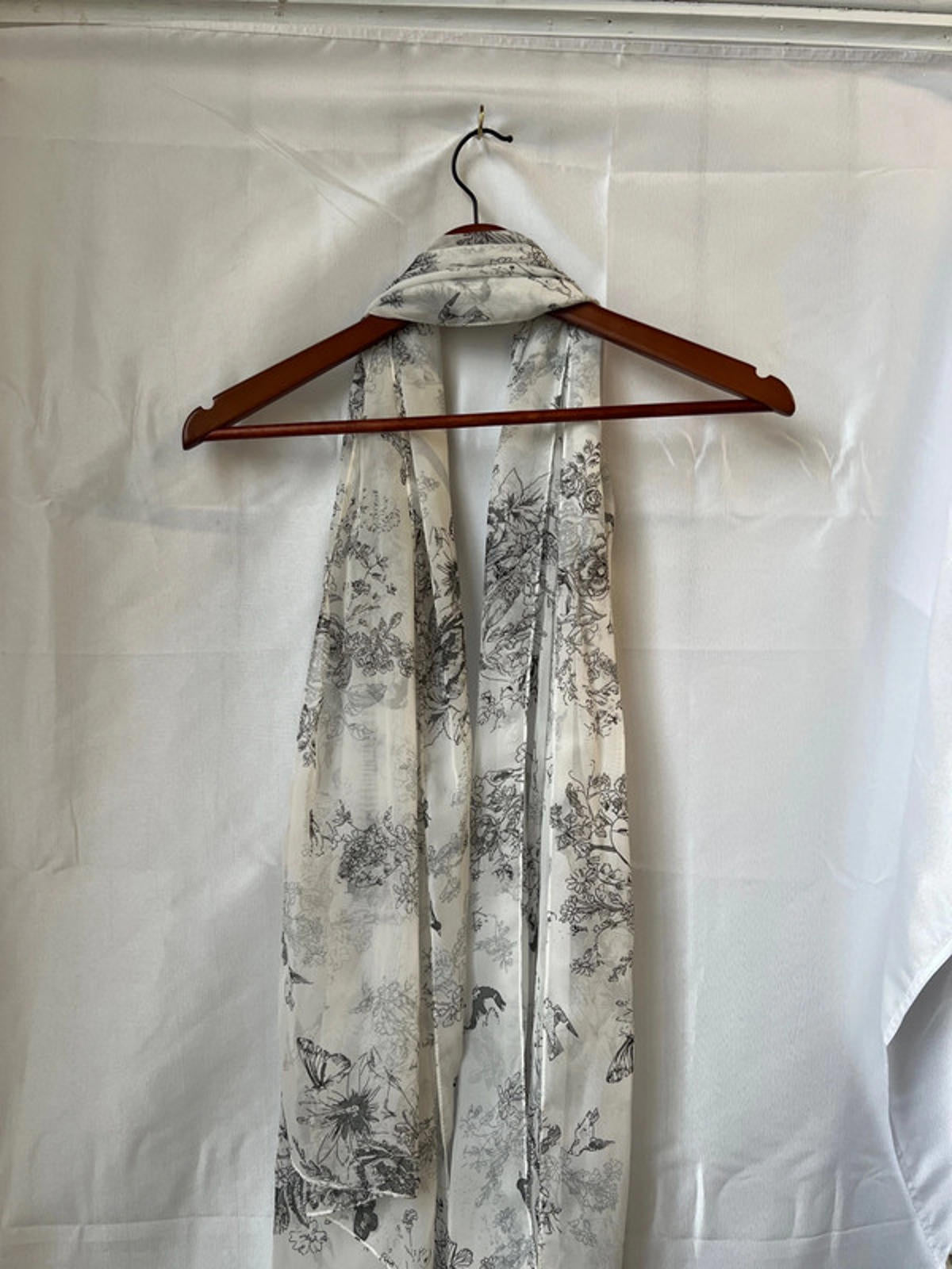 Dorothy Perkins White Scarf | Brand New With Label