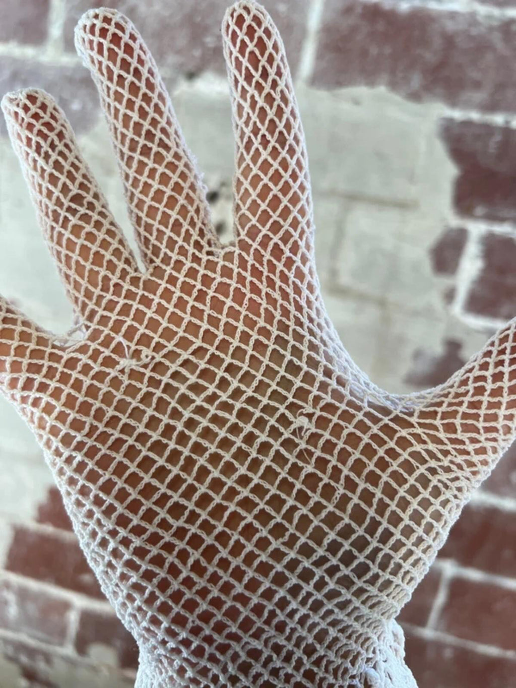Vintage White Crochet Gloves