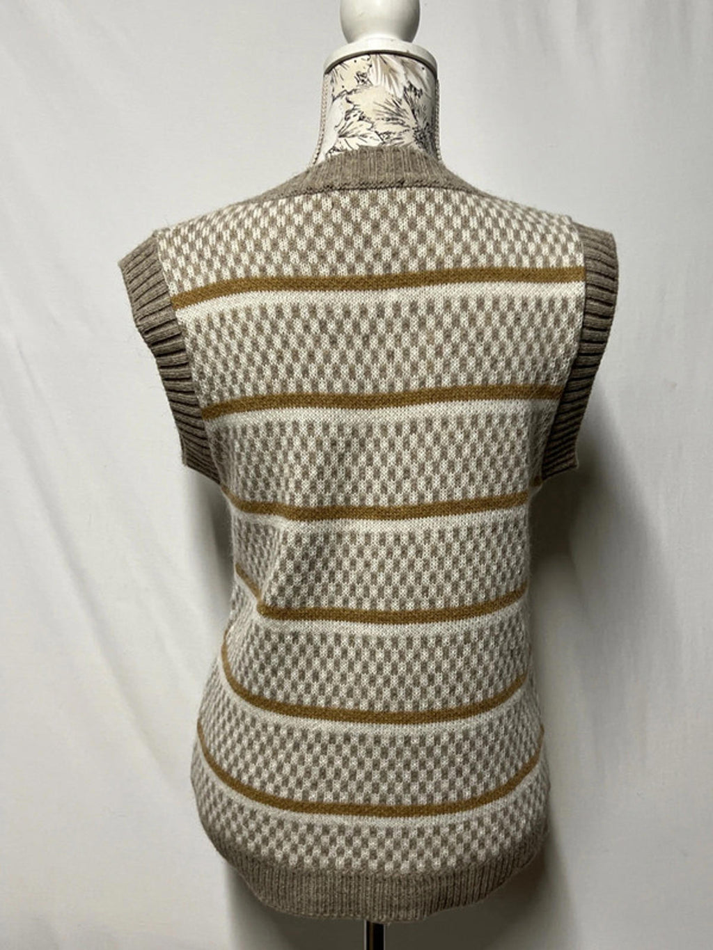 Luisa Ricci | Sleeveless Jumper | S | Beige |  Made In Italy