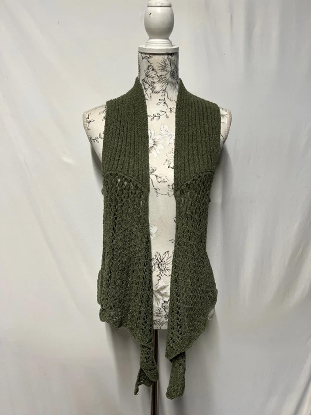 Vanilla Sands | 12 | Khaki Gilet/Cardi
