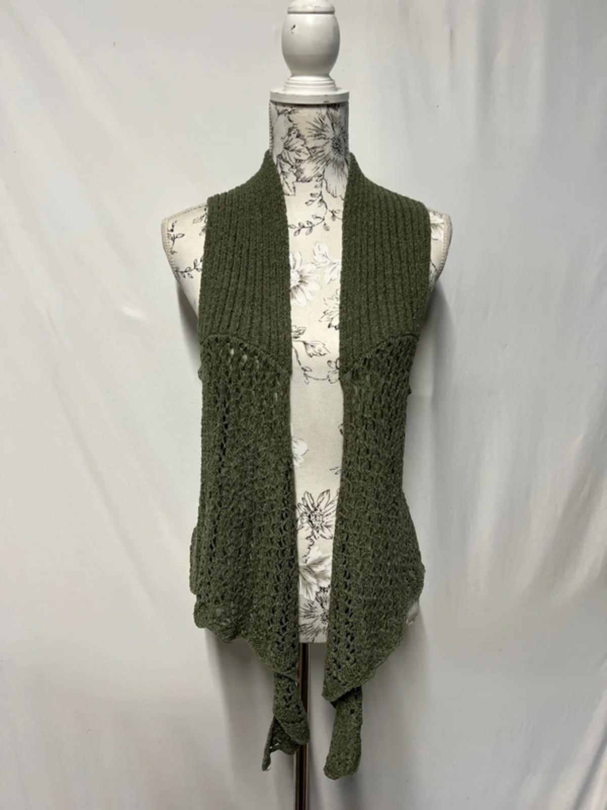 Vanilla Sands | 12 | Khaki Gilet/Cardi