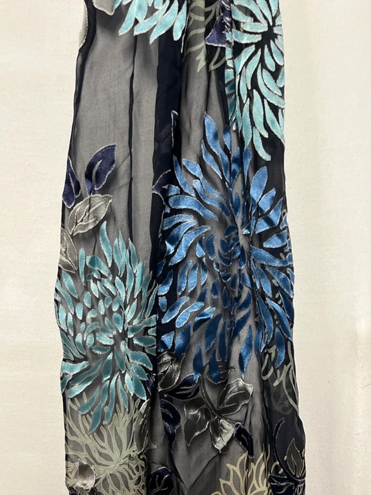 Vintage Ladies Scarf | Blue Navy Floral
