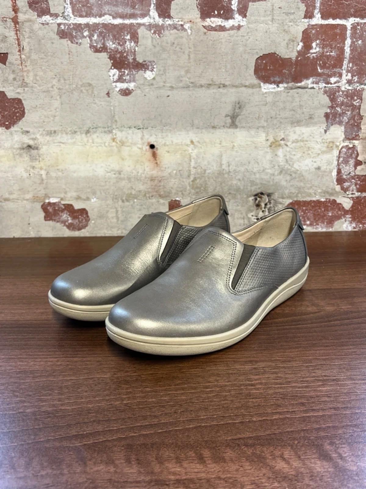 Padders Widefitting | 8 | Pewter Silver Shoes