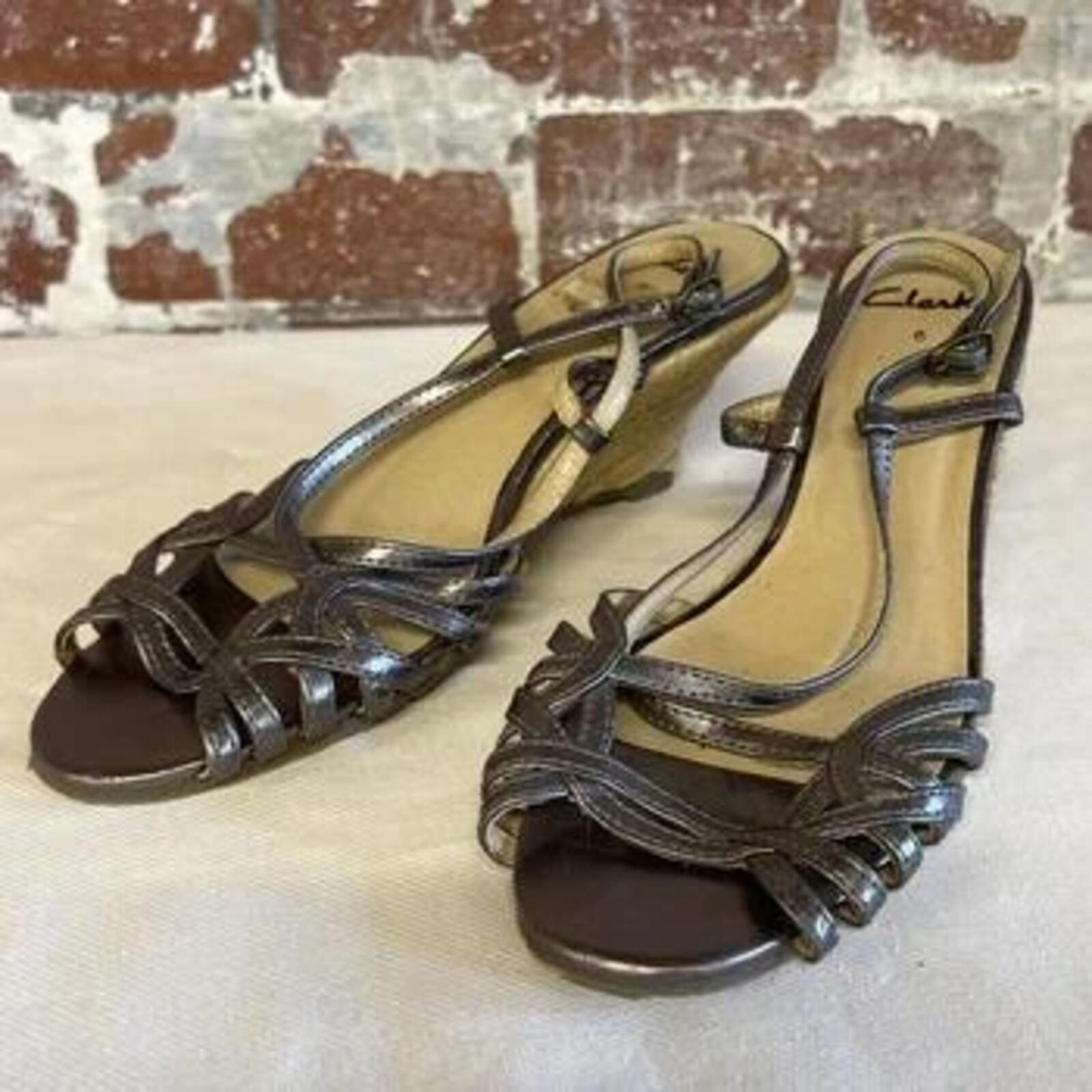 Clarks | 6 | Silver leather sandals with hessian heel