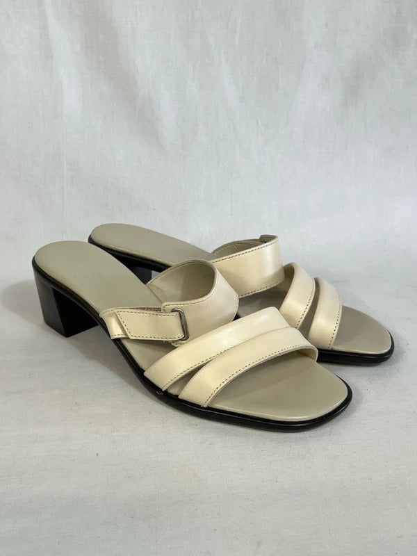 M&S Footglove | Size 5.5 | Classic Cream open toed sandals
