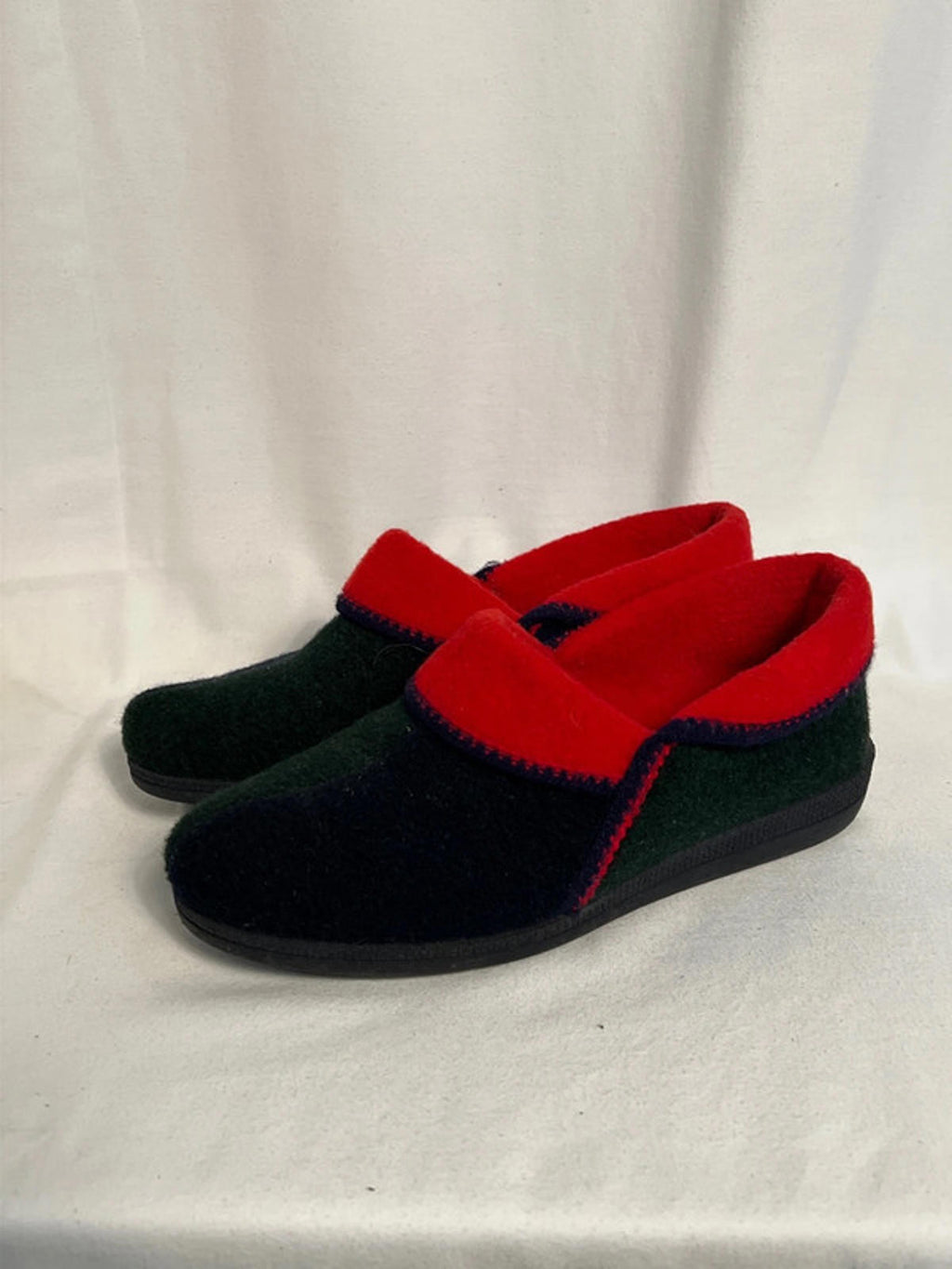 Rohde Slippers | Size 3.5 | Red, Green and Blue | Brand New
