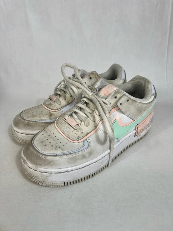 Nike Air | Size 5 | White and pink trainers