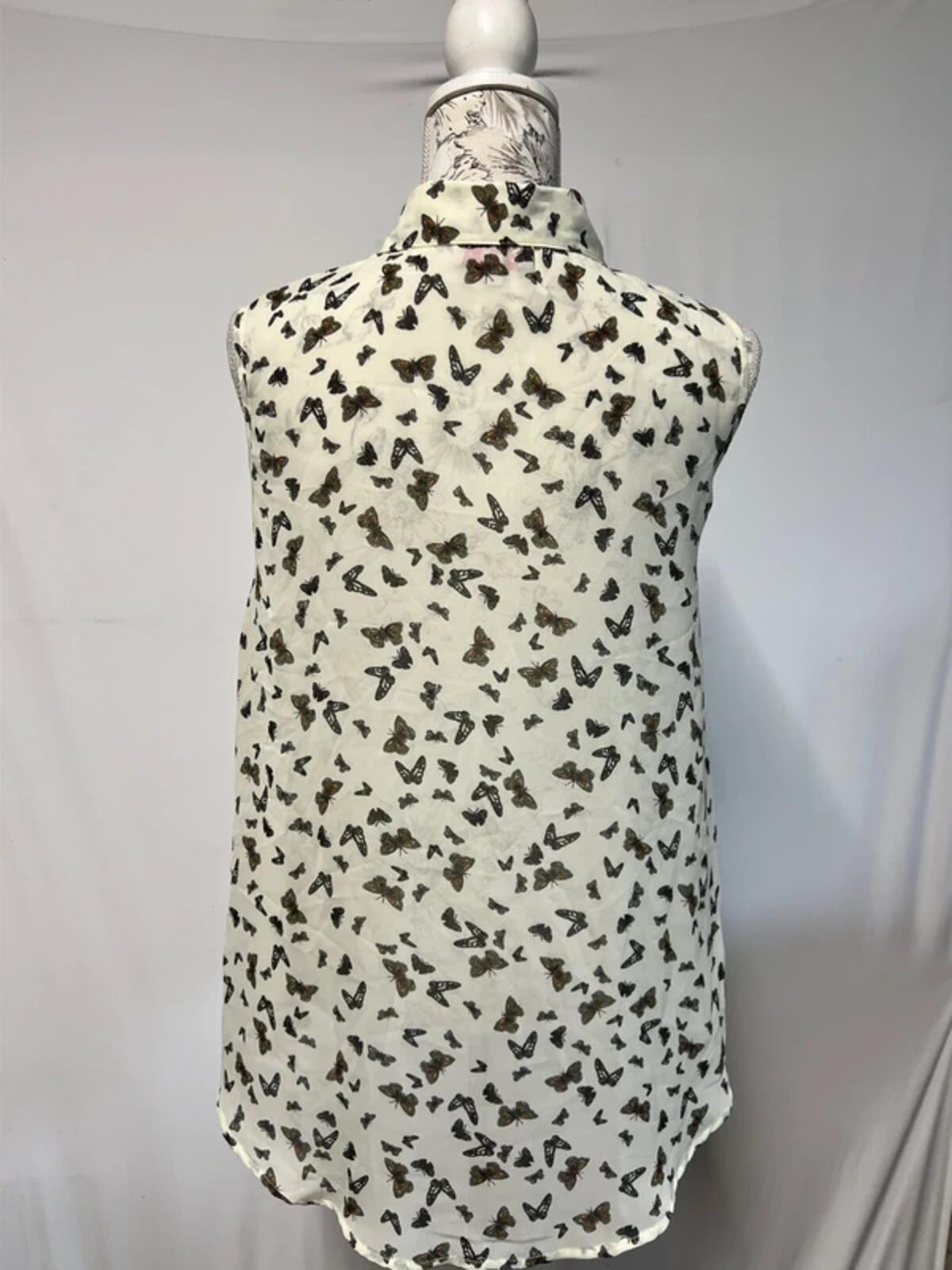 Be Beau | 18 | Butterfly vest top/blouse