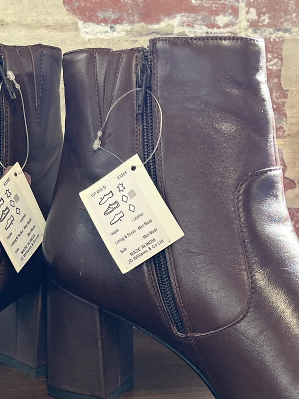 JD Williams | 8 | Brown Leather Boots