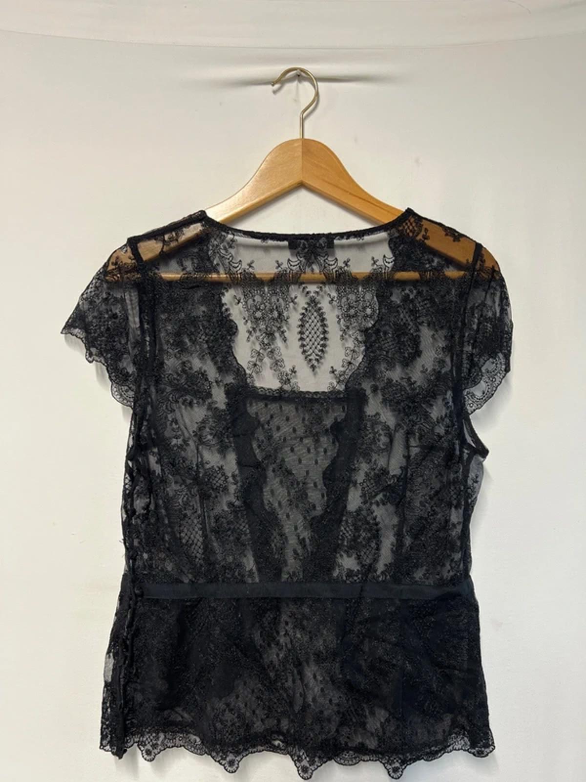 Vintage Coast | 14 | Black lace top