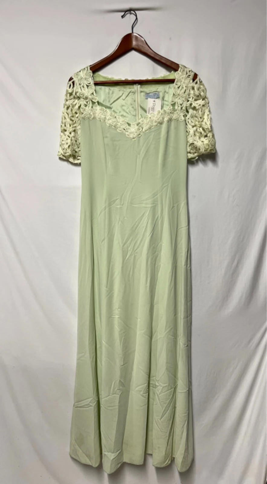 Medici | Size 12 | Light Green Occasion Dress