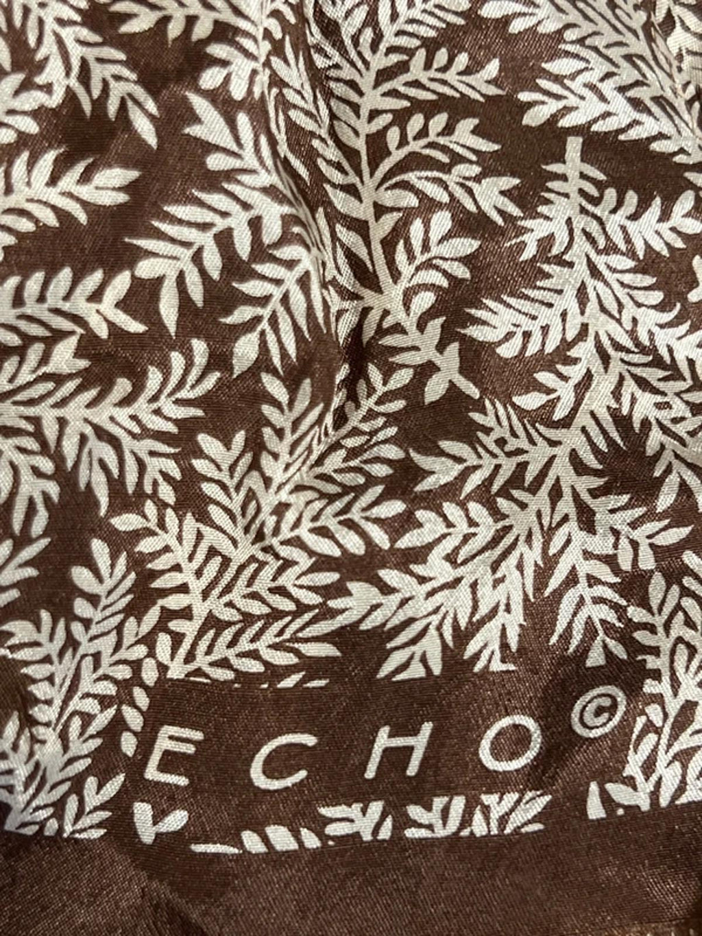 Vintage Echo | Ladies Scarf | Brown Pattern