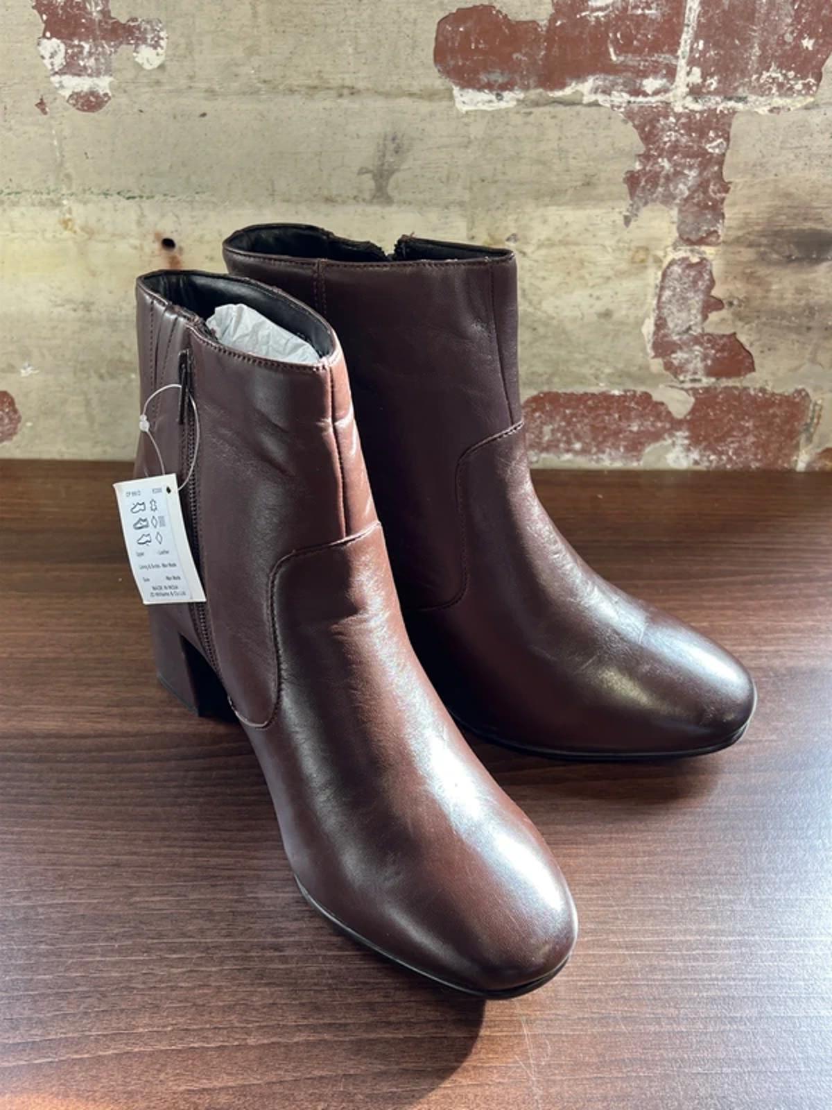 JD Williams | 8 | Brown Leather Boots