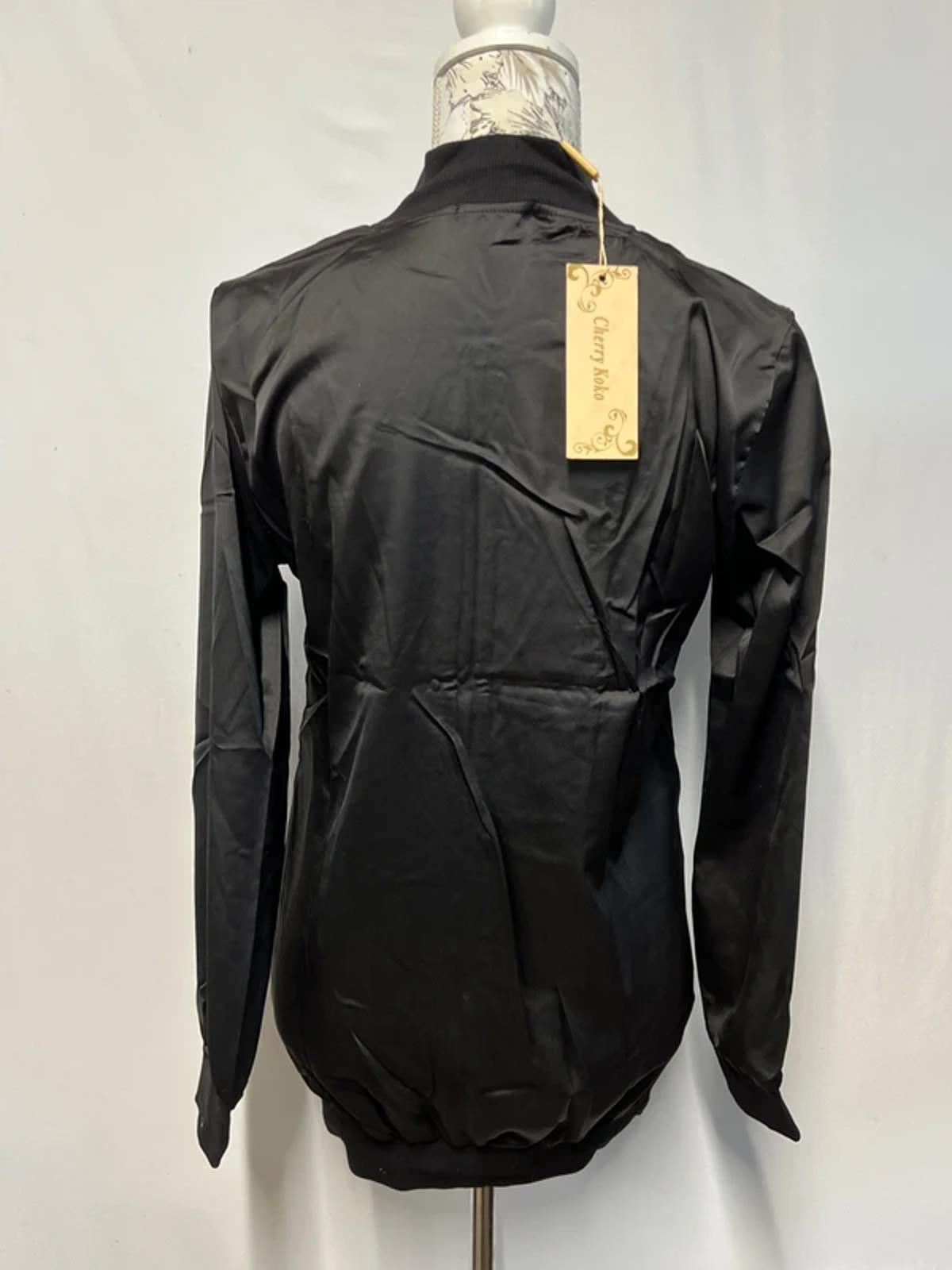 Cherry Koko | M/L | Long Sleeved Shirt/Activewear |