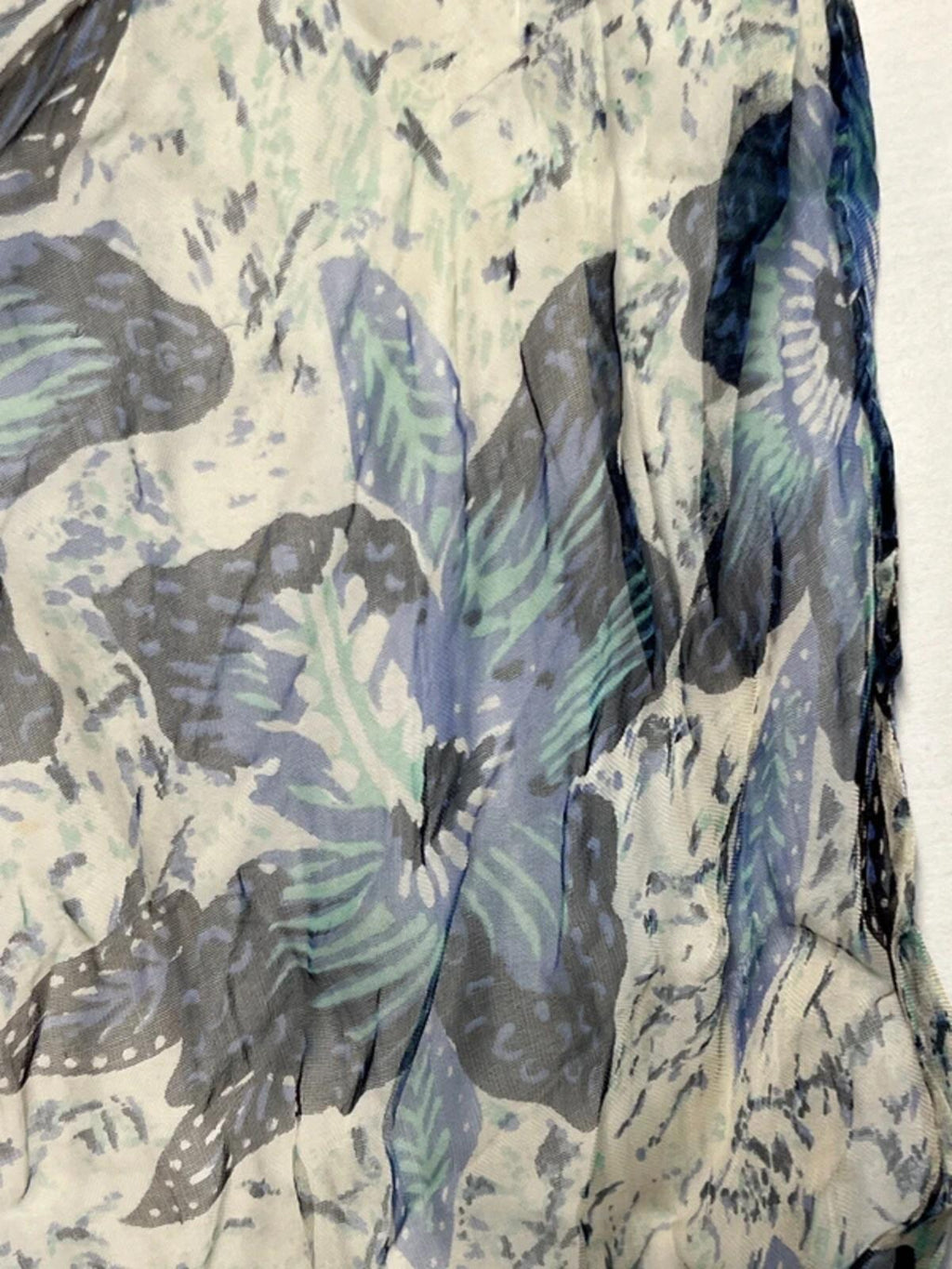 Vintage Style Ladies Navy Blue Floral Scarf