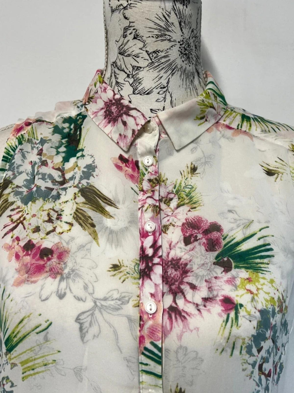 H&M | 16 | Floral vest top
