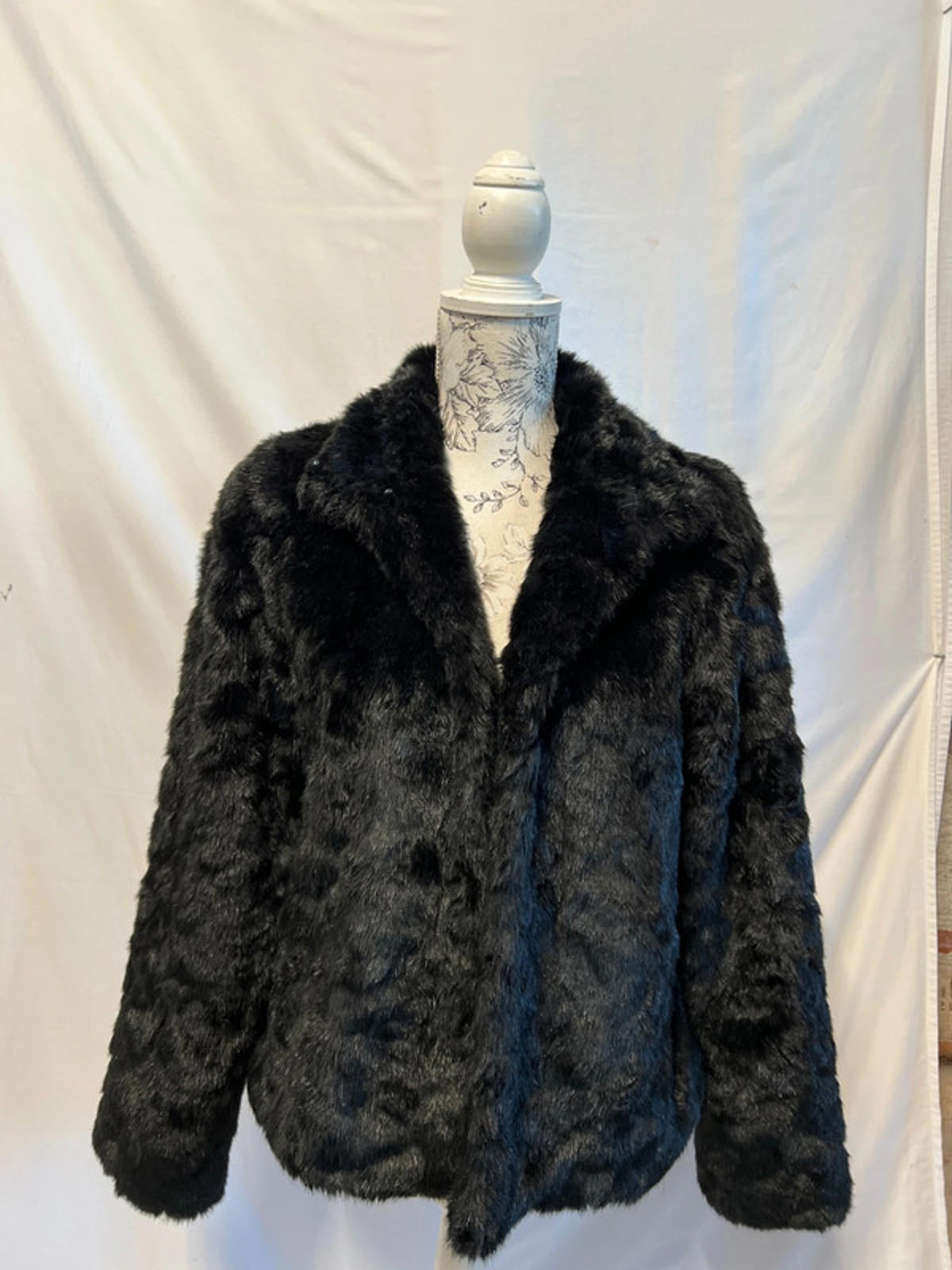 Oasis | Faux Fur Jacket | M | Polyester