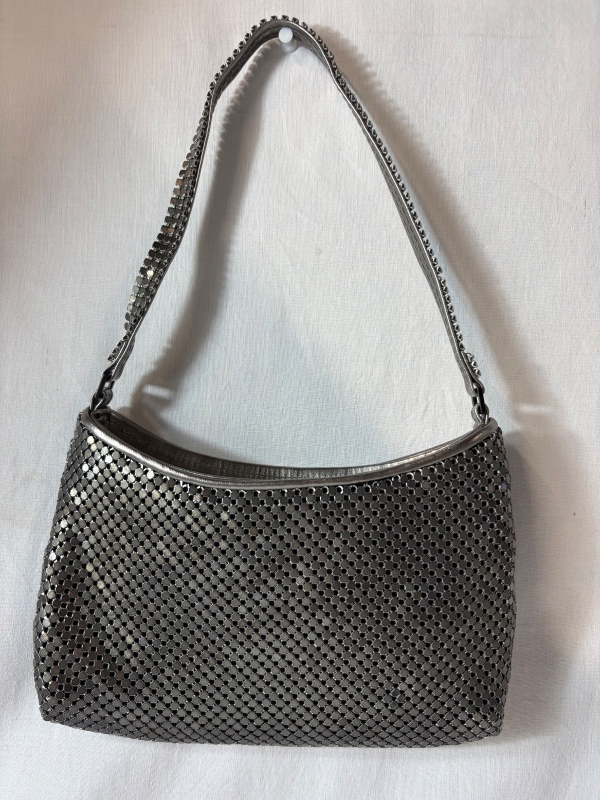 Aluminium shell bag
