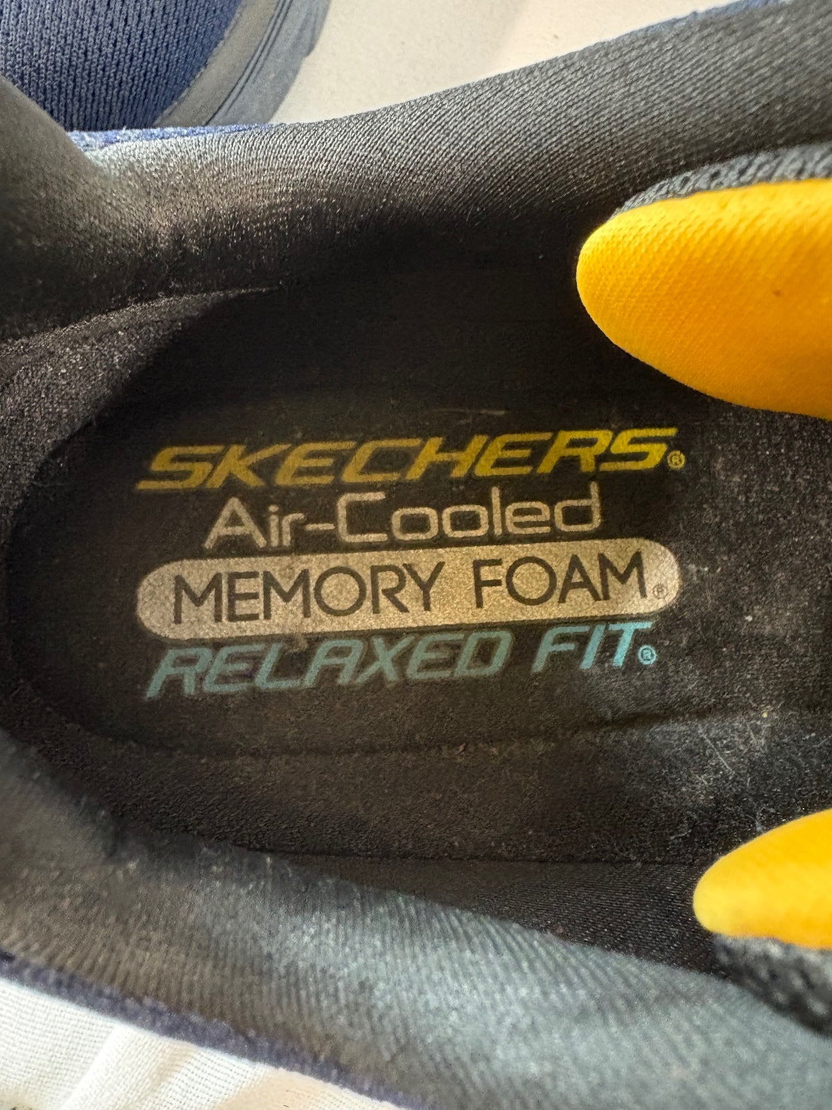 Sketchers d’lux walker trainers / UK 7.5