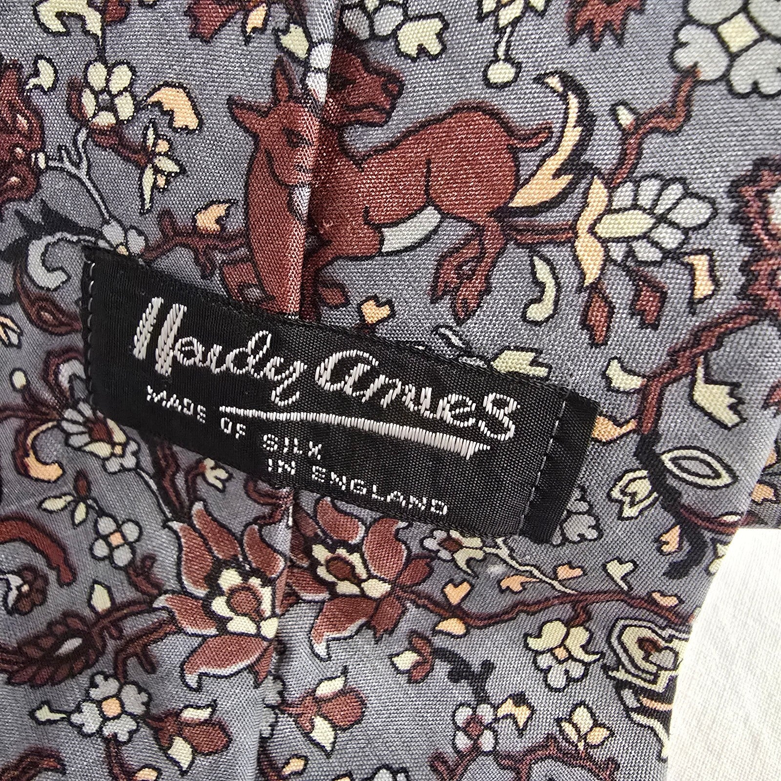 Hardy Amies 100% silk tie