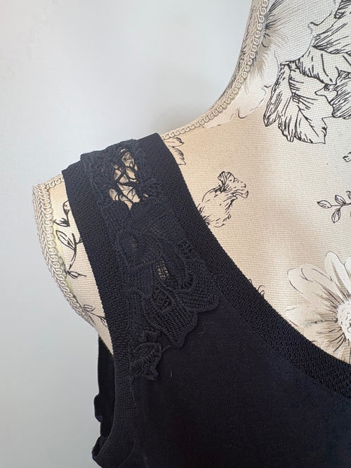 Ddiva, Lace navy blue tank top