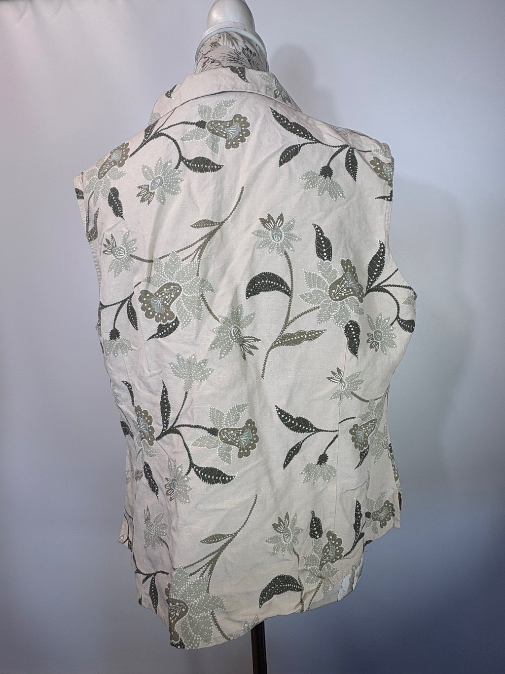 Alex & Co sleeveless blouse