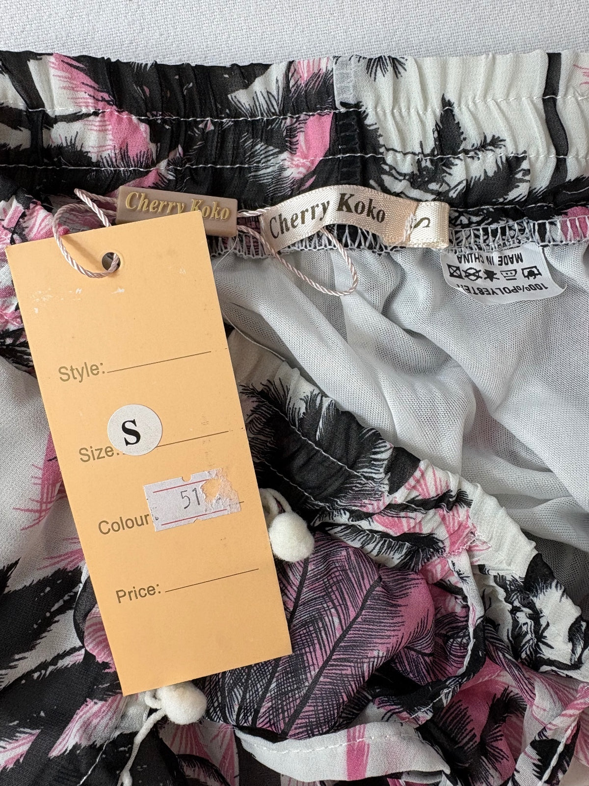 Cherry KoKo shorts / S