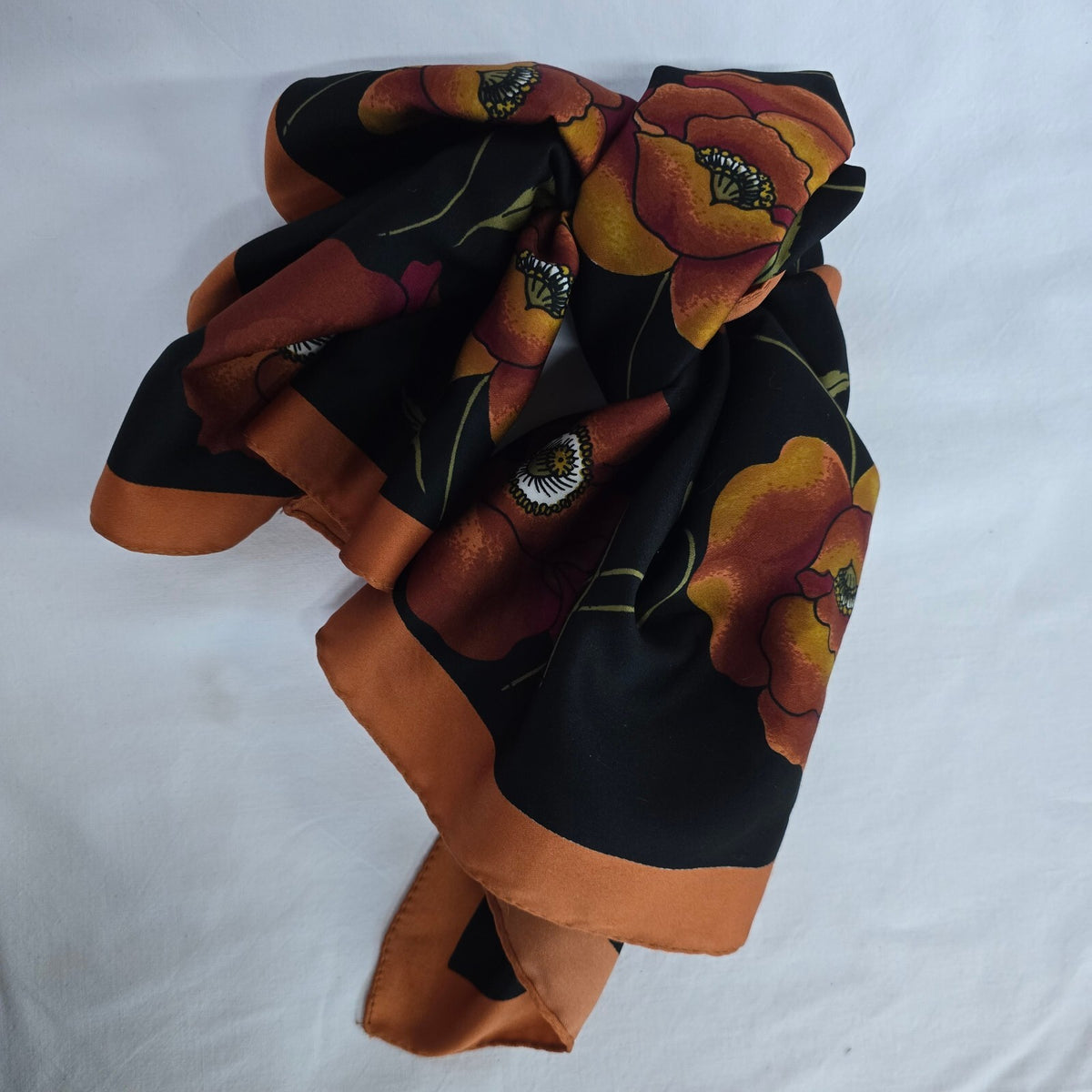 Large vintage floral necktie.