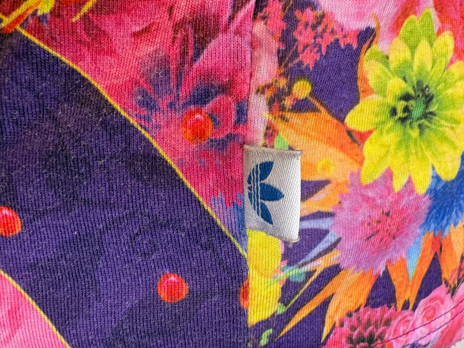 Adidas floral top / 14-15 yrs