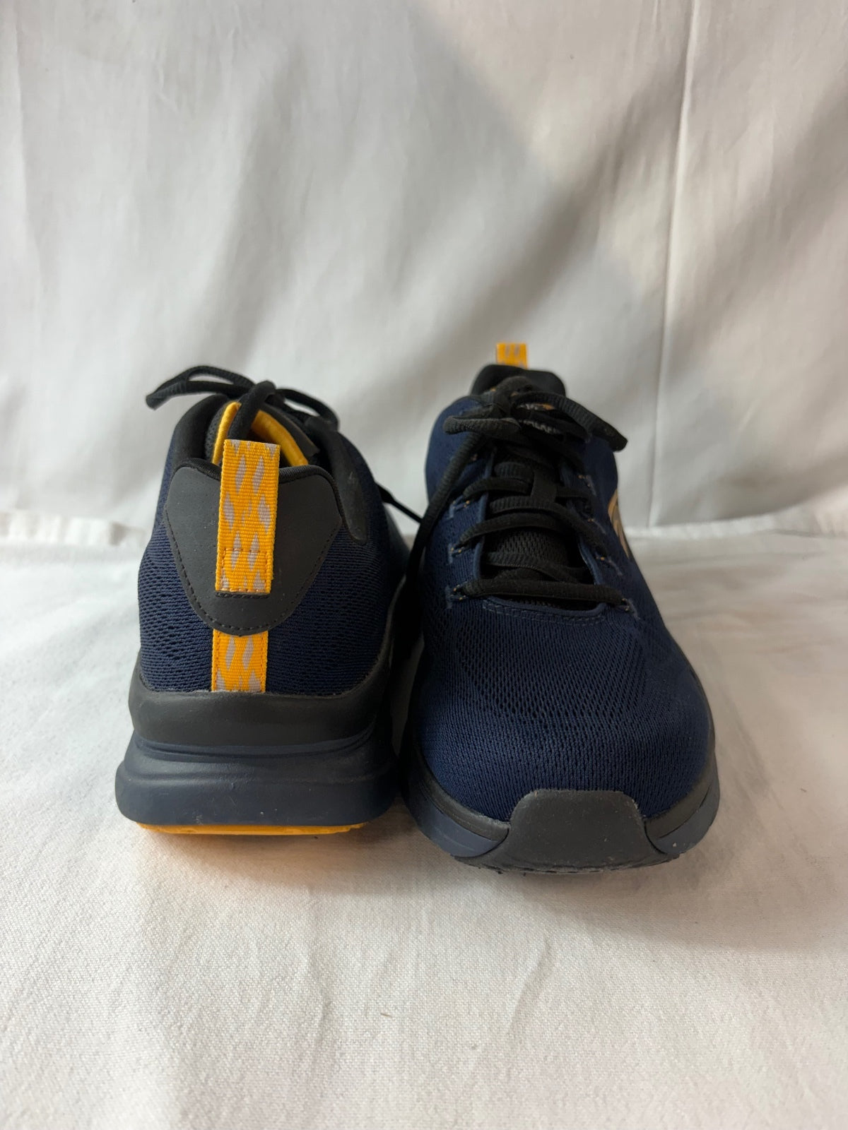 Sketchers d’lux walker trainers / UK 7.5