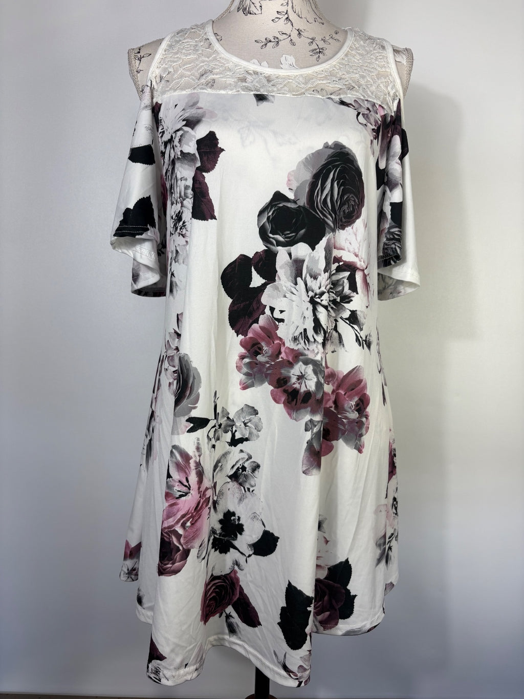 Yours cold shoulder top / 16