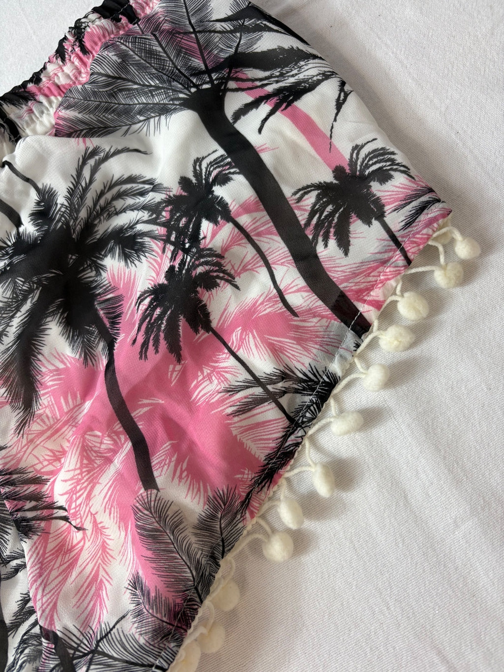 Cherry KoKo shorts / S