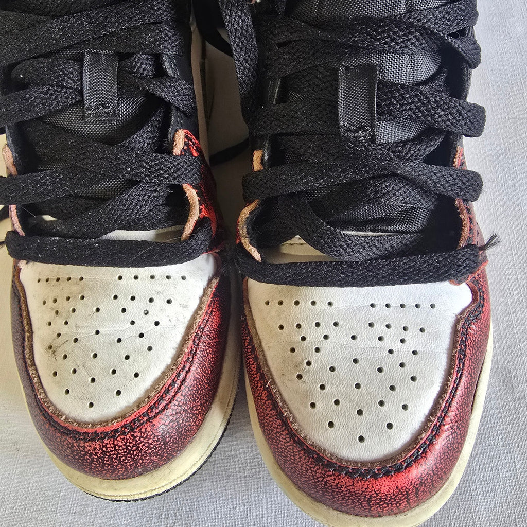 Nike Air Jordan 1 mid se  "wear away chicargo" size 12.5